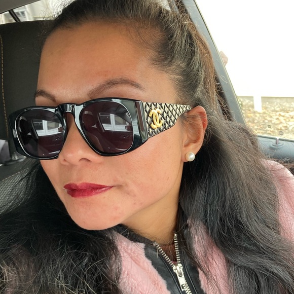 Authentic Chanel sunglasses - Picture 1 of 9